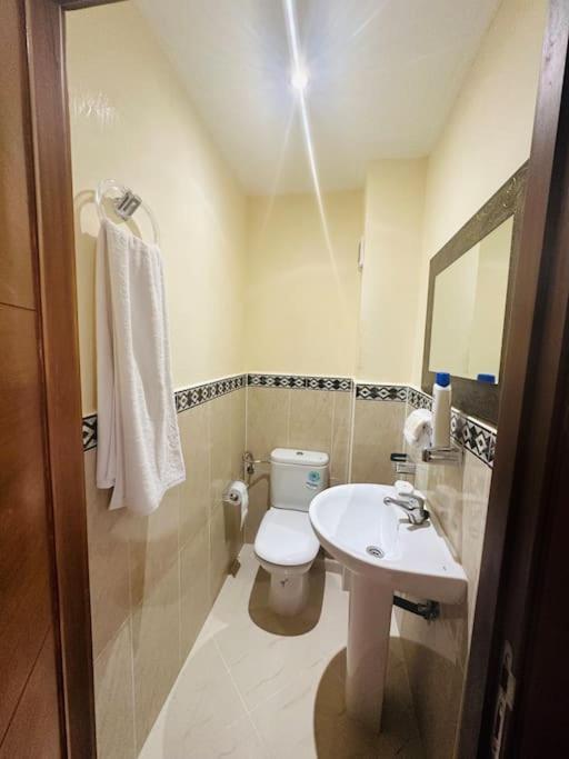 Apartamento Vacacional Achakar Playa&Piscina! Tanger Eksteriør bilde