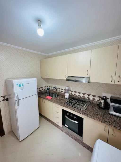 Apartamento Vacacional Achakar Playa&Piscina! Tanger Eksteriør bilde
