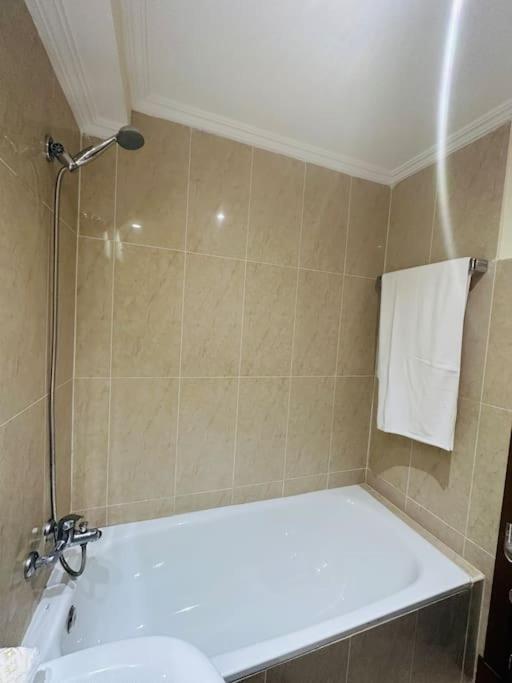 Apartamento Vacacional Achakar Playa&Piscina! Tanger Eksteriør bilde